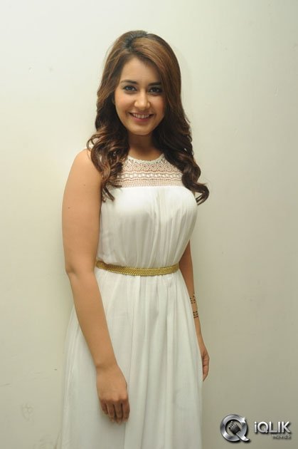 Raashi-Khanna-at-Jil-Movie-Success-Meet